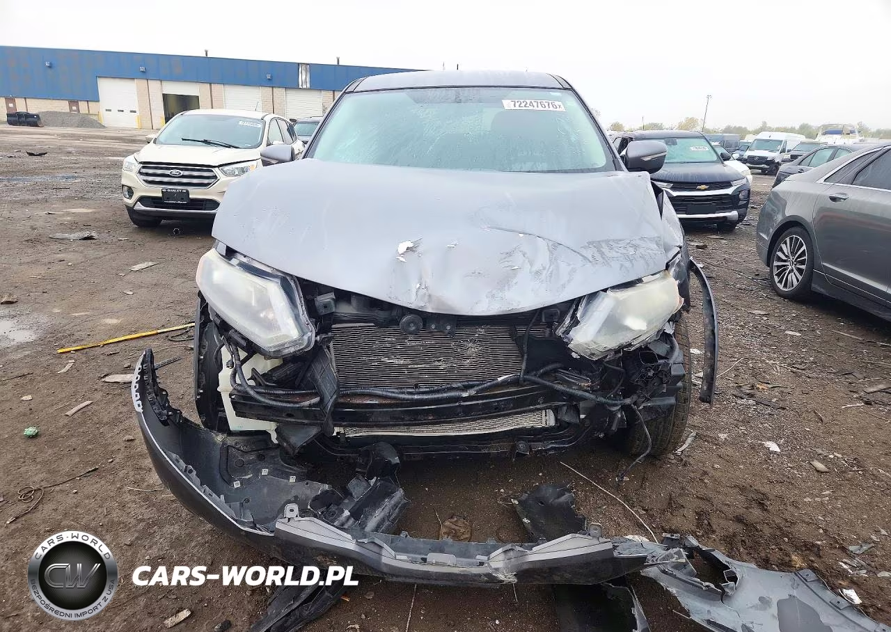 2015 Nissan Rogue S VIN:KNMAT2MV5FP549836 - 5