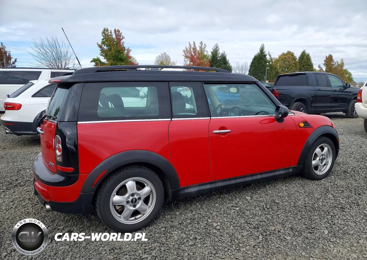 2011 Mini Cooper Clubman VIN:WMWZF3C5XBTY00639 - 3