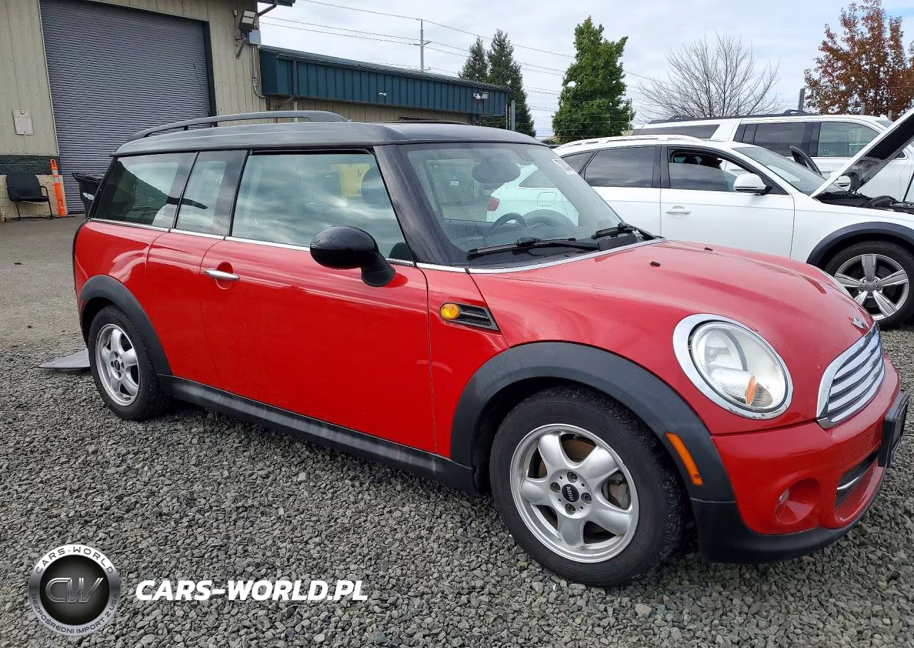 2011 Mini Cooper Clubman VIN:WMWZF3C5XBTY00639 - 4