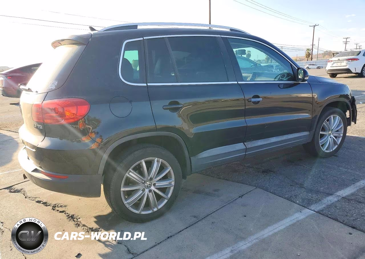2012 Volkswagen Tiguan S VIN:WVGAV7AX8CW510331 - 3
