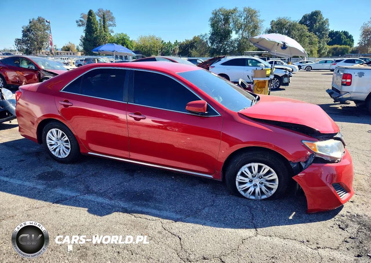 2014 Toyota Camry Le VIN:4T1BF1FK7EU831898 - 4