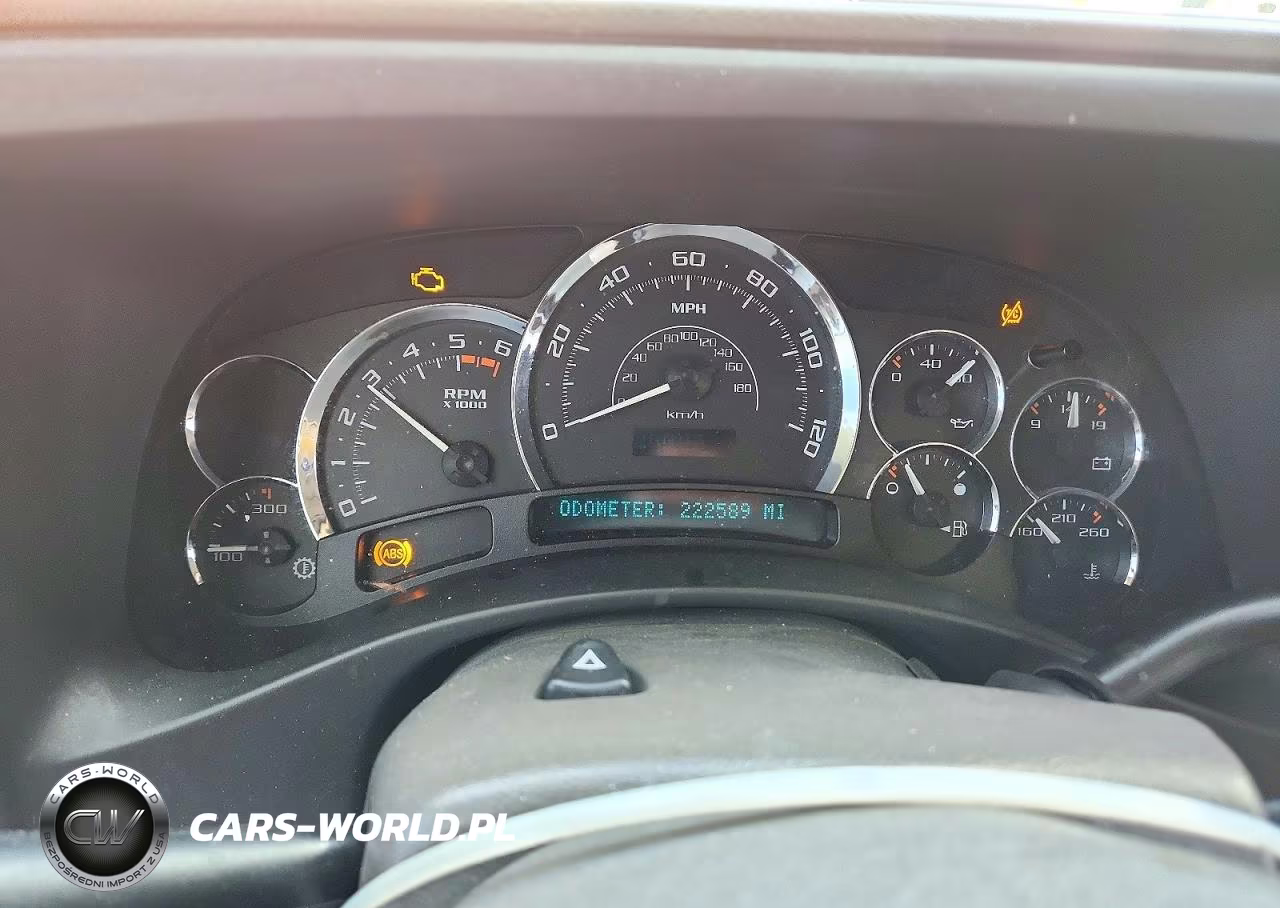 2005 Cadillac Escalade Luxury VIN:1GYEK63N95R224732 - 9