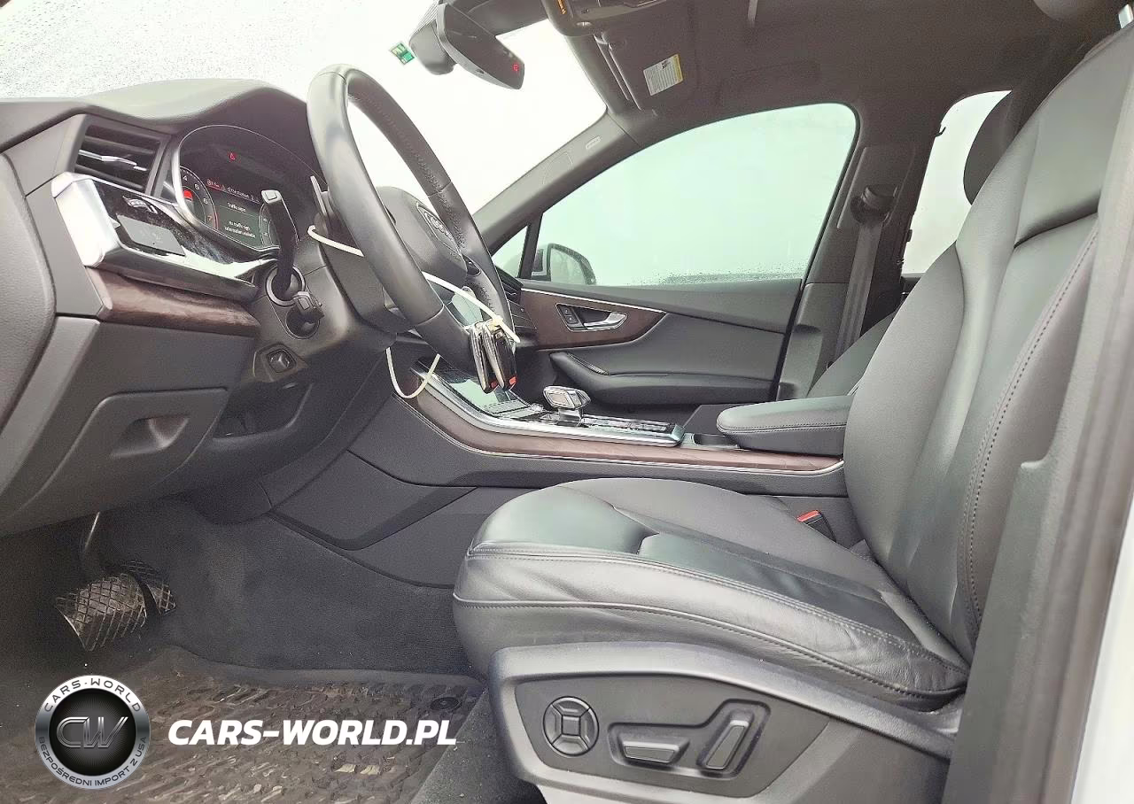 2020 Audi Q7 Premium Plus VIN:WA1LXAF73LD012847 - 7