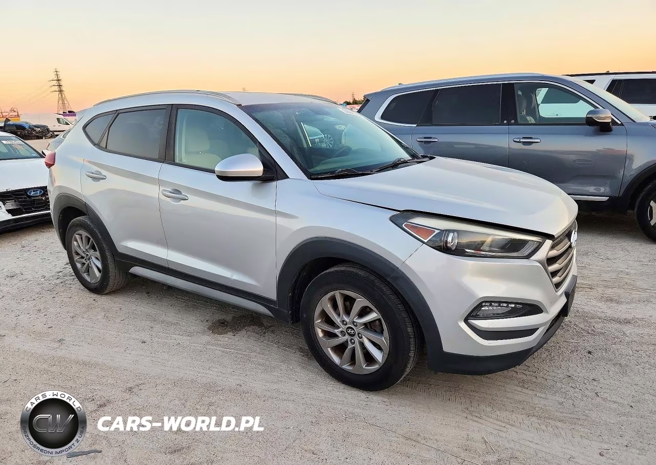 2018 Hyundai Tucson Sel VIN:KM8J33A48JU677026 - 4