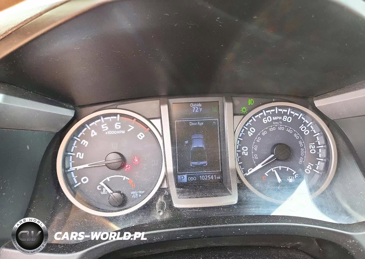 2019 Toyota Tacoma Sr5 V6 VIN:3TMCZ5ANXKM201043 - 9