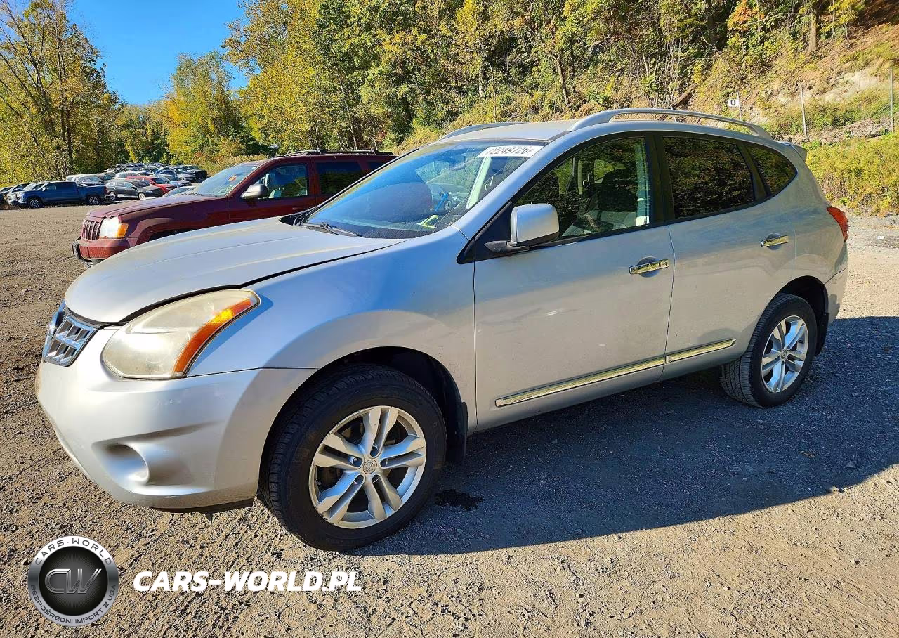 2013 Nissan Rogue S – zdjęcie 1 z 13
