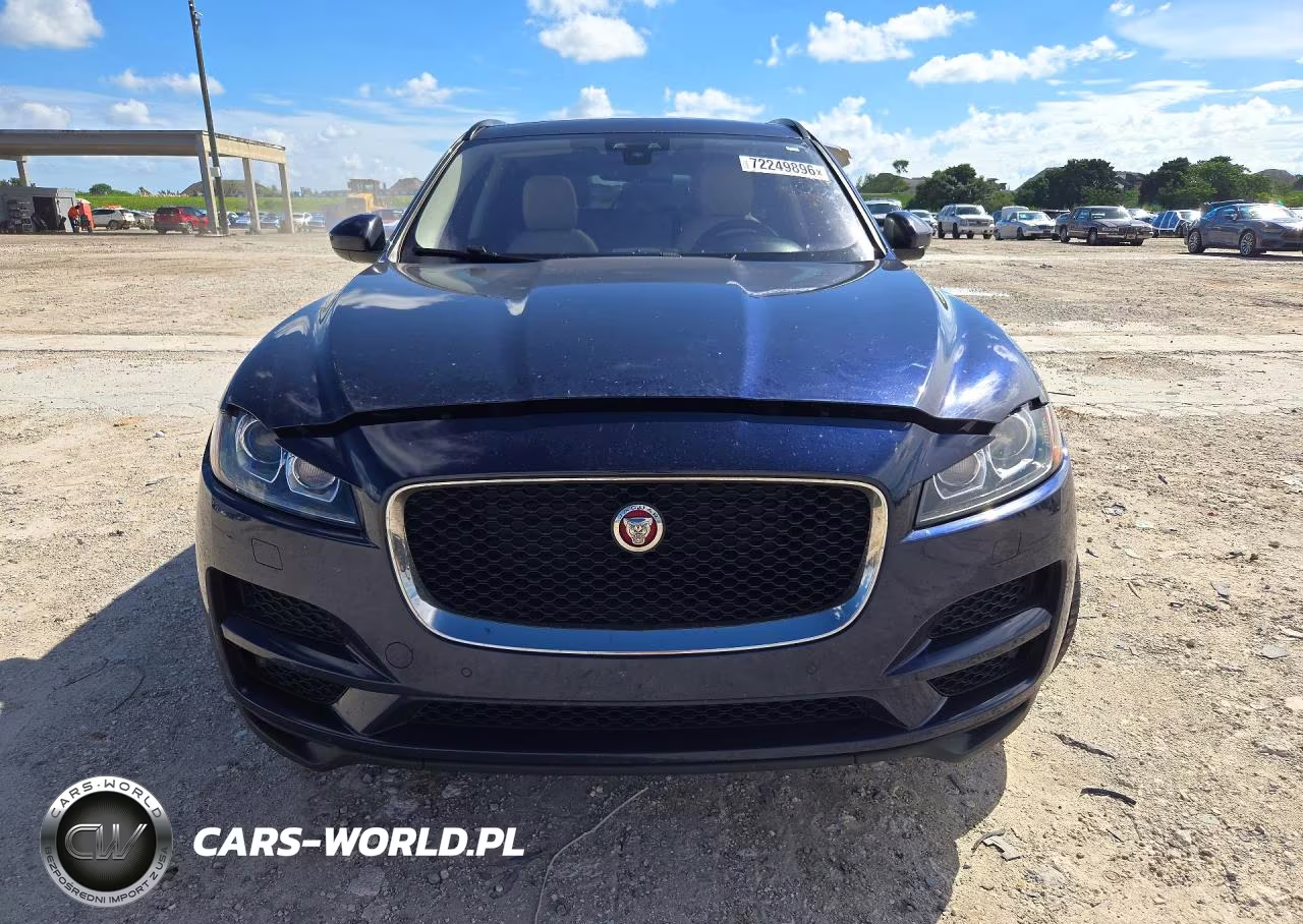 2018 Jaguar F-Pace Premium VIN:SADCJ2FN8JA274264 - 5