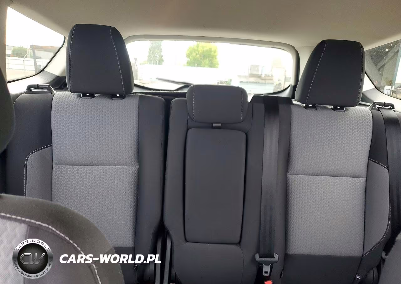 2017 Ford Escape Se VIN:1FMCU0GD1HUC28129 - 10