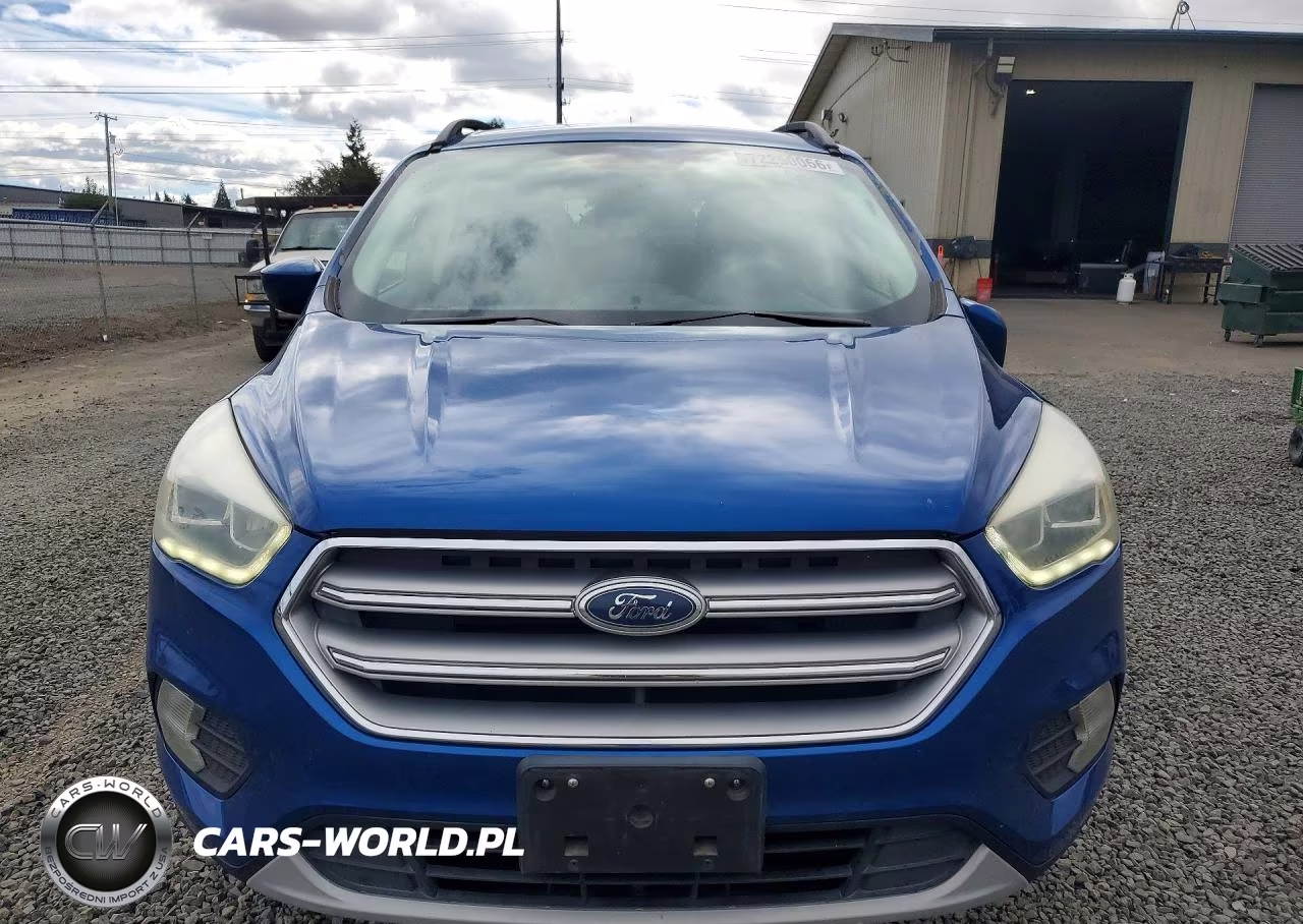 2017 Ford Escape Se VIN:1FMCU0GD1HUC28129 - 5