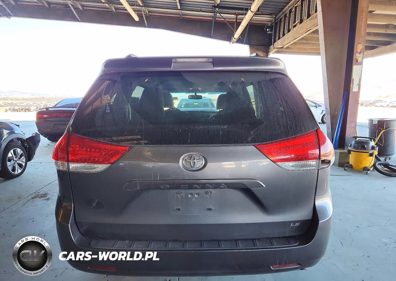 2013 Toyota Sienna Le VIN:5TDKK3DC4DS332602 - 6