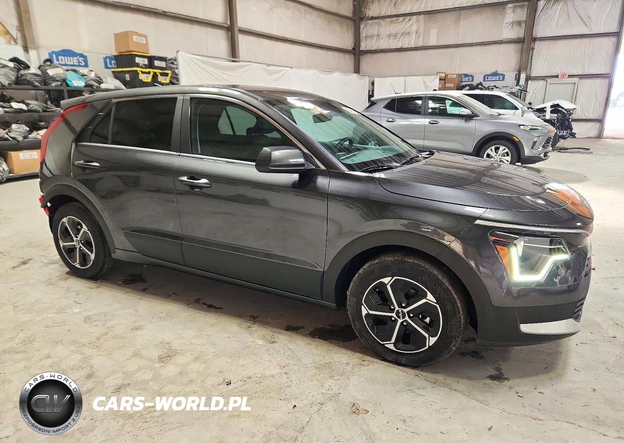 2026 Kia Niro Lx VIN:KNDCP3LE4T5316896 - 4