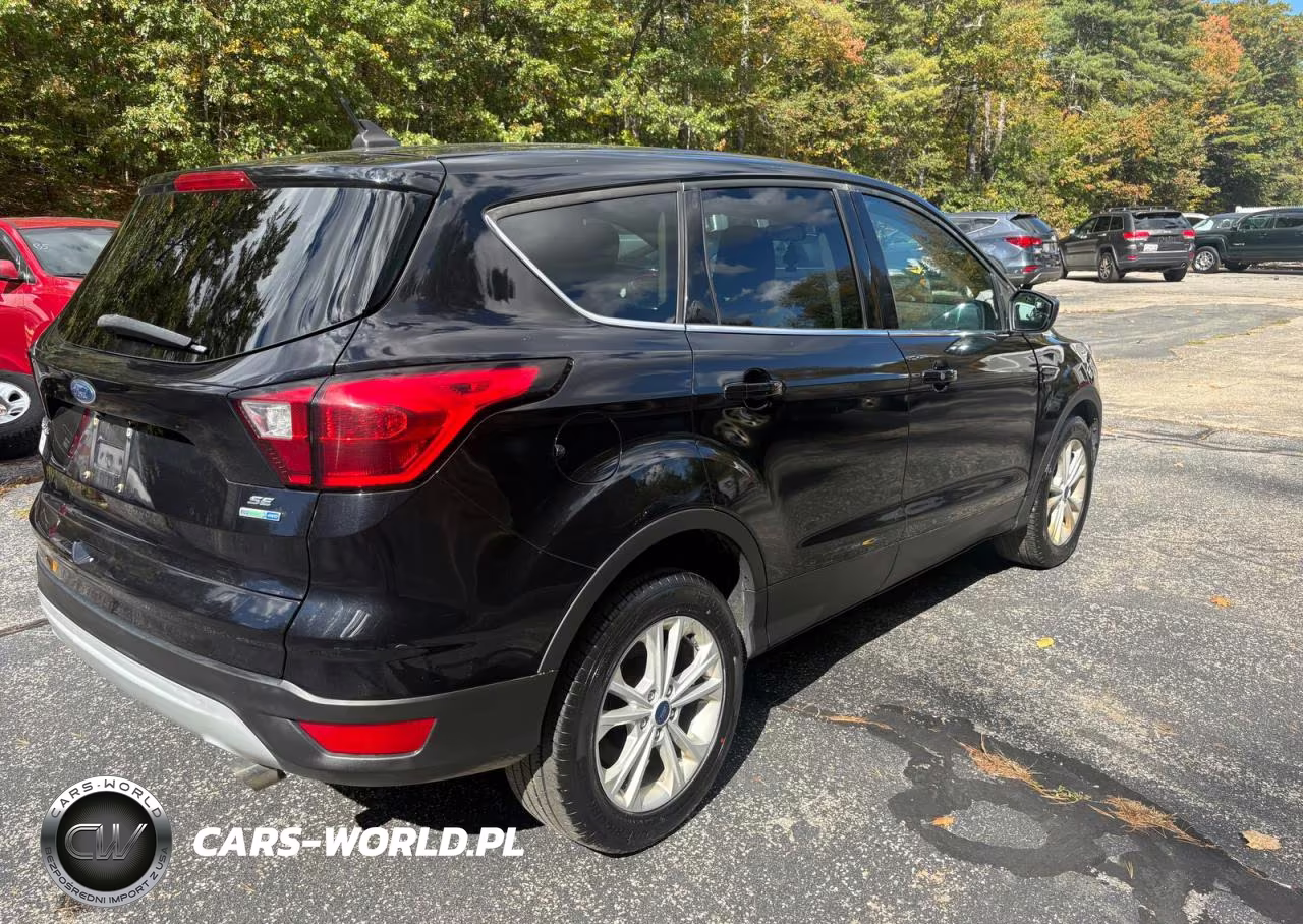 2019 Ford Escape Se VIN:1FMCU9GD3KUA08485 - 4