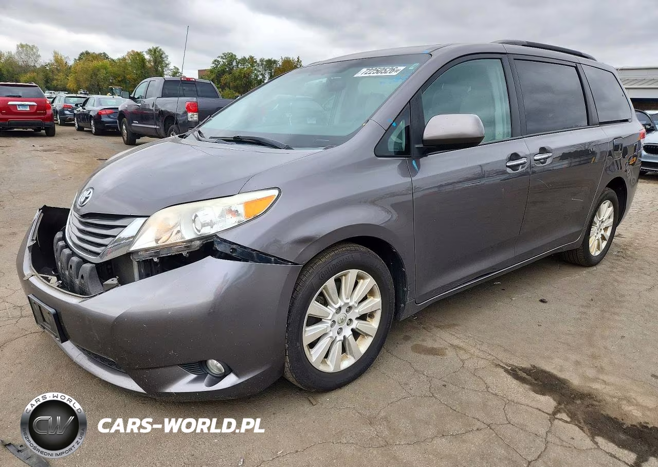 2014 Toyota Sienna Xle 7-Passenger