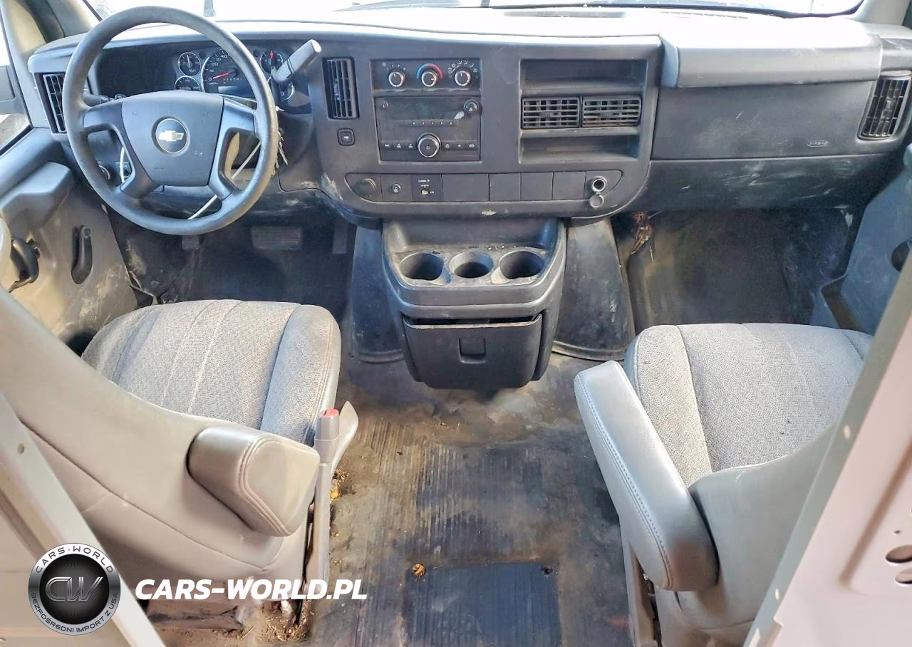 2013 Chevrolet Express G2500 Delivery Van VIN:1GCWGFCA2D1149278 - 8