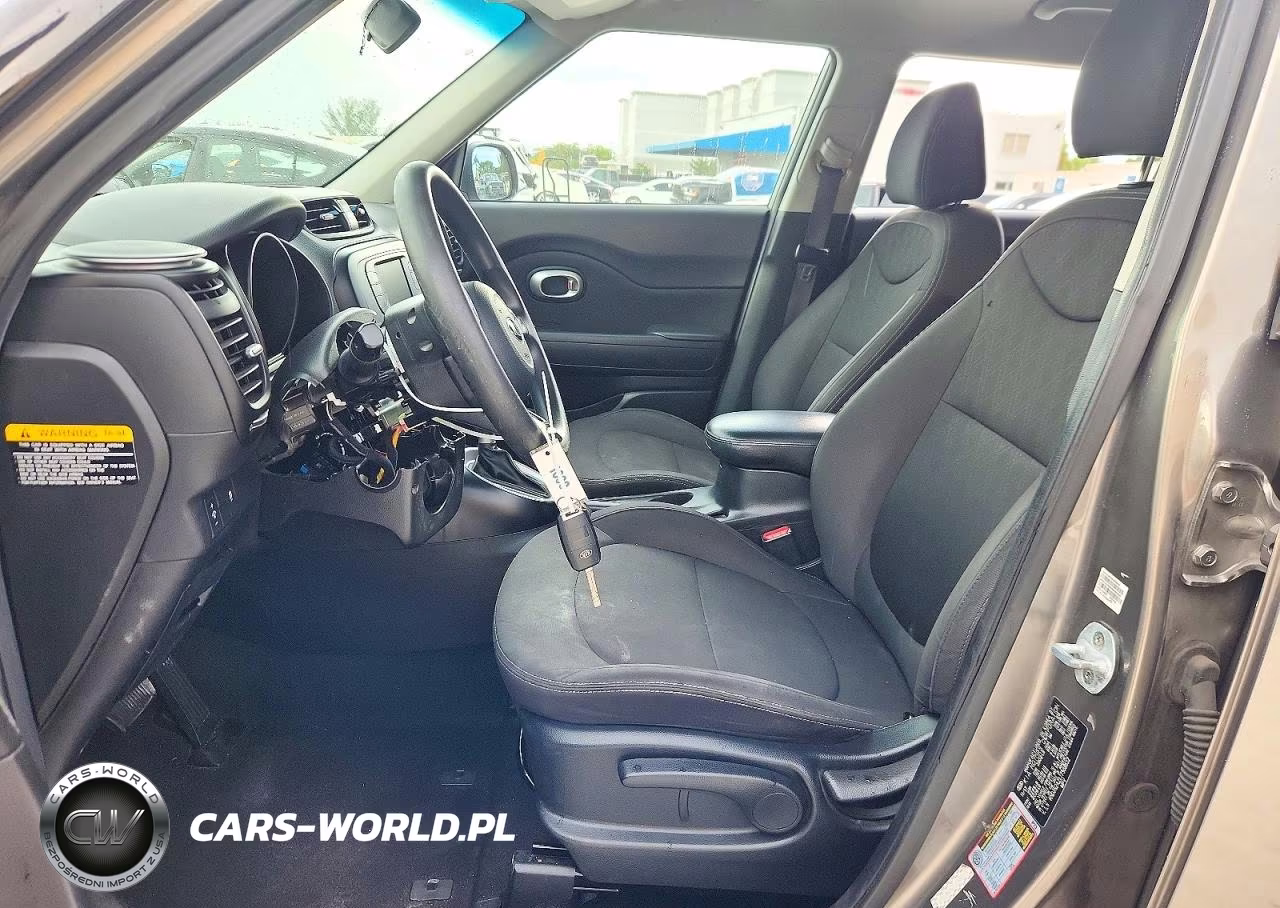 2018 Kia Soul Base VIN:KNDJN2A21J7588632 - 7