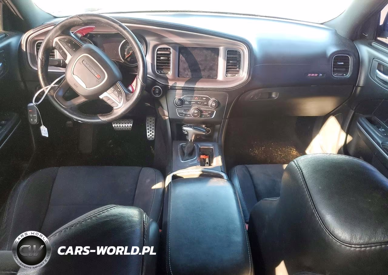 2019 Dodge Charger Scat Pack VIN:2C3CDXGJ5KH678318 - 8
