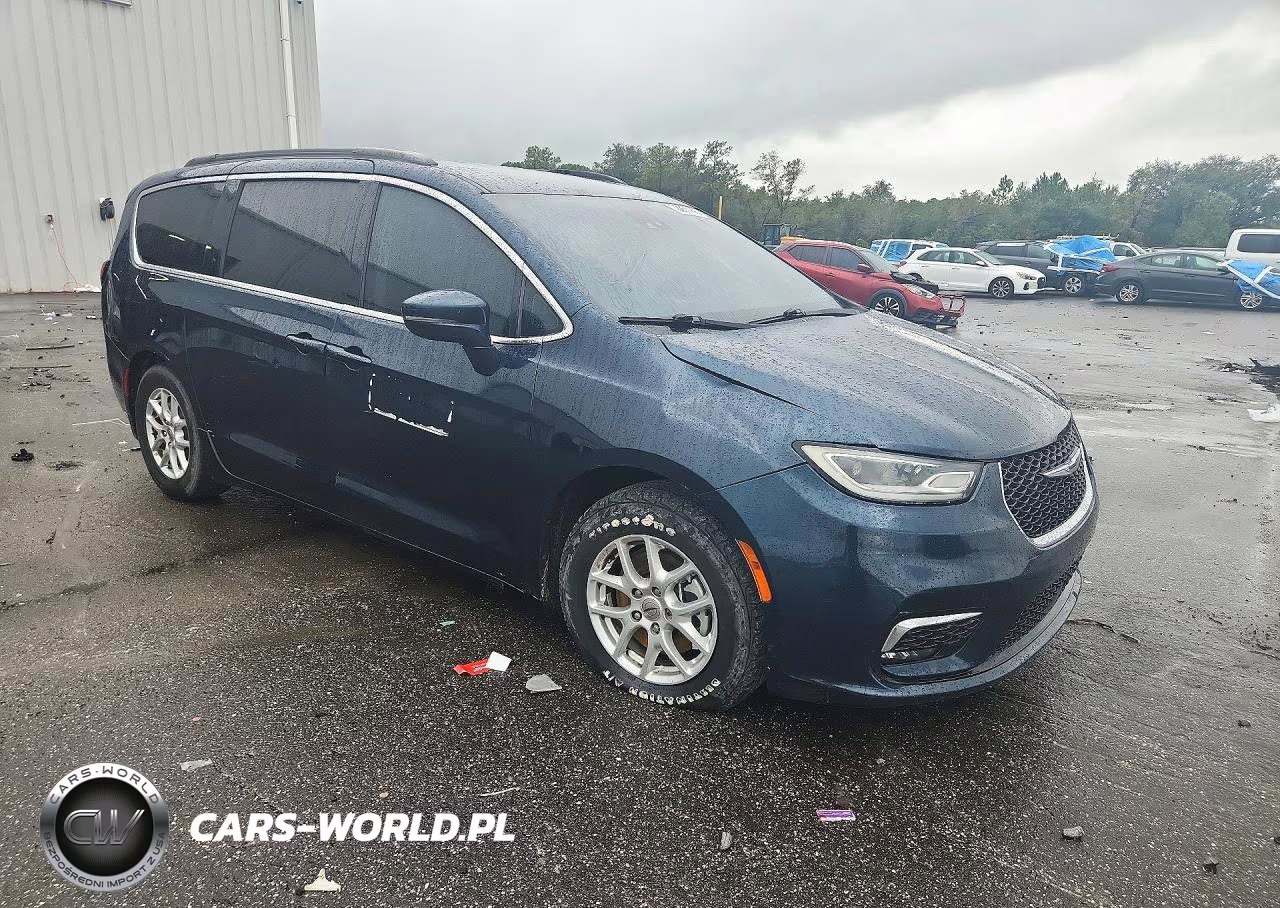 2022 Chrysler Pacifica Touring L VIN:2C4RC1BG2NR162336 - 4