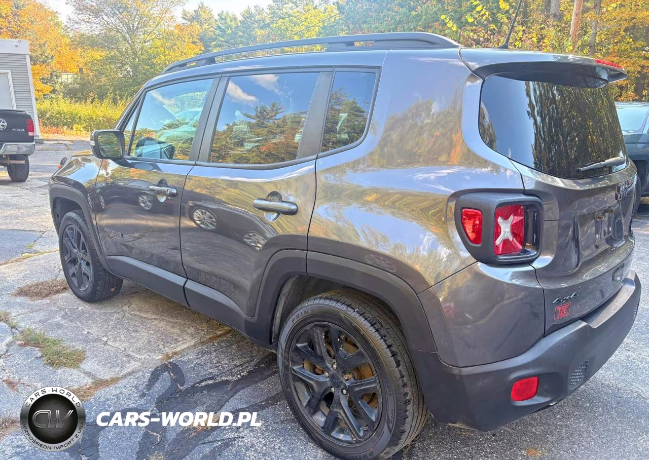 2018 Jeep Renegade Latitude VIN:ZACCJBBB3JPH04371 - 3