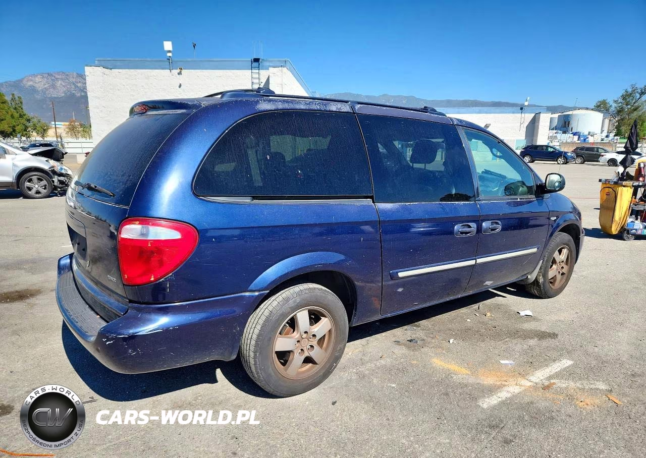 2004 Dodge Grand Caravan Sxt VIN:2D4GP44L74R519759 - 3