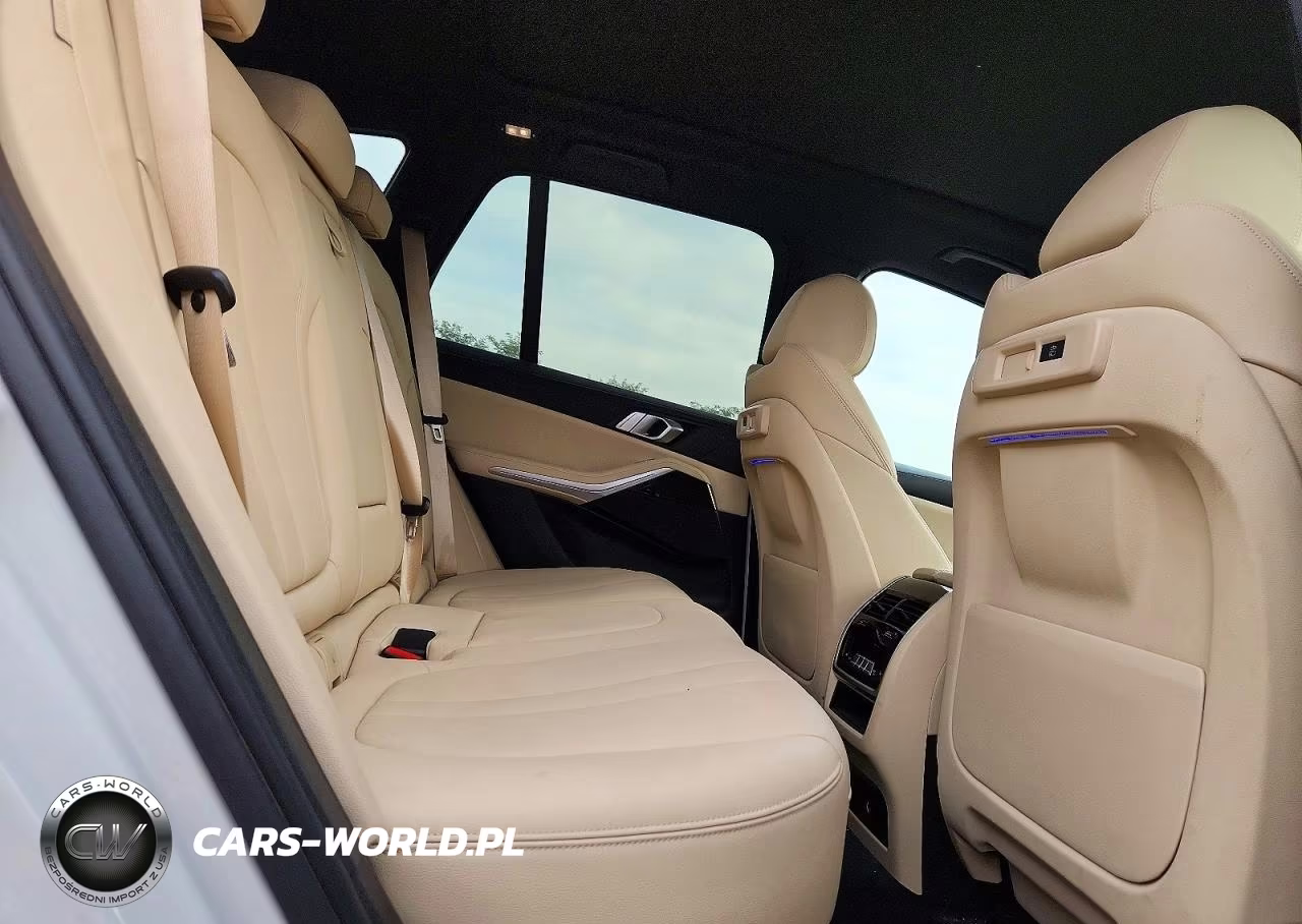 2020 BMW X5 xDrive40I VIN:5UXCR6C08L9C60097 - 11