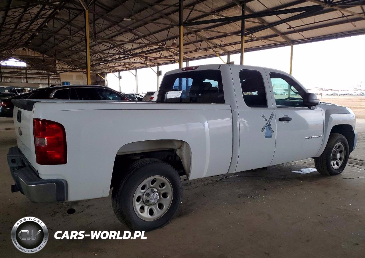2008 Chevrolet Silverado C1500 VIN:1GCEC19X98Z140901 - 3