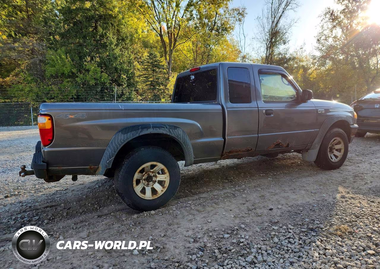 2005 Mazda B4000 Cab Plus VIN:4F4ZR47E25PM04929 - 3