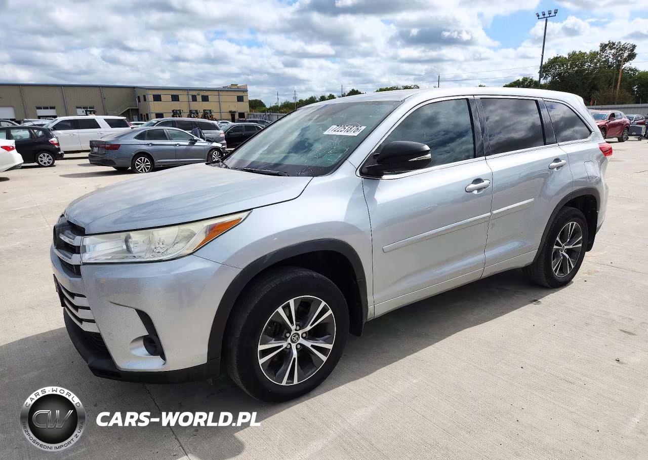2018 Toyota Highlander Le VIN:5TDZZRFH8JS241222 - 1
