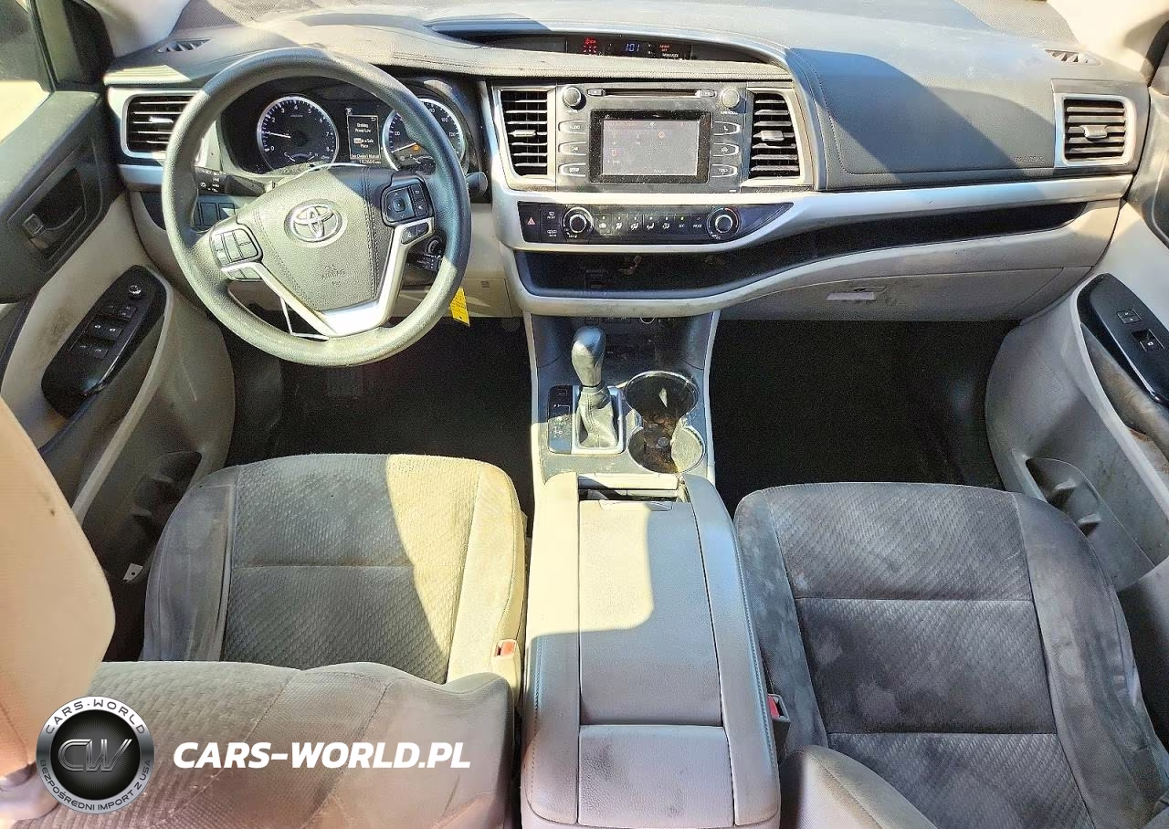 2018 Toyota Highlander Le VIN:5TDZZRFH8JS241222 - 8