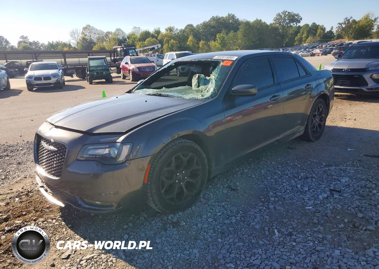 2019 Chrysler 300 S VIN:2C3CCAGG2KH539820 - 1