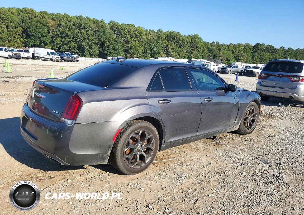 2019 Chrysler 300 S VIN:2C3CCAGG2KH539820 - 2