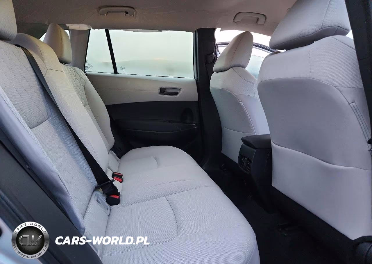 2023 Toyota Corolla Cross L VIN:7MUAAAAG7PV042665 - 11