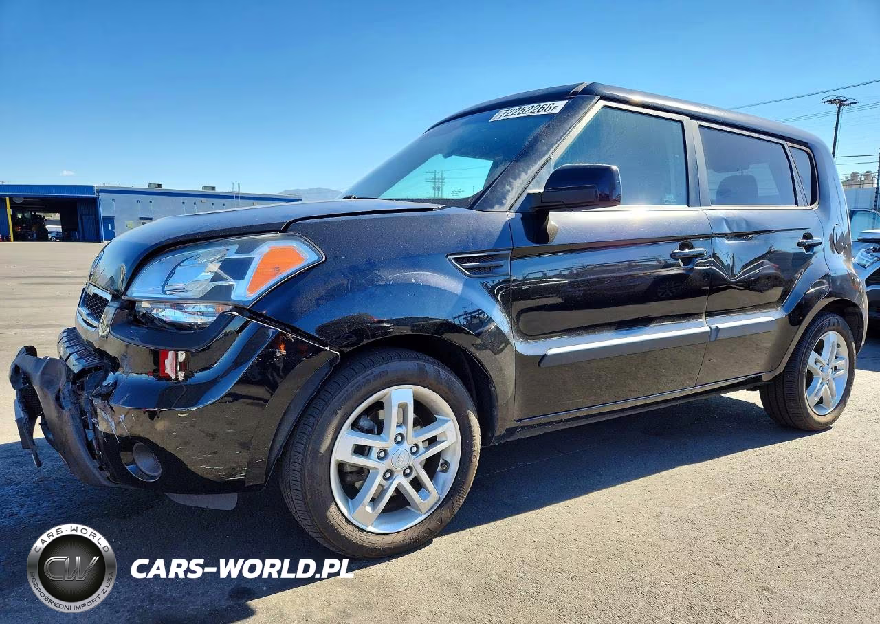 2011 Kia Soul +