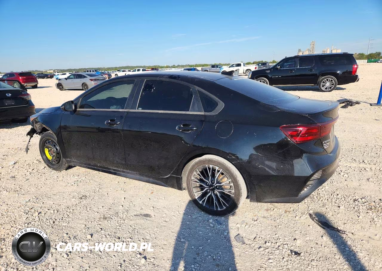 2022 Kia Forte Gt Line VIN:3KPF54ADXNE423834 - 2