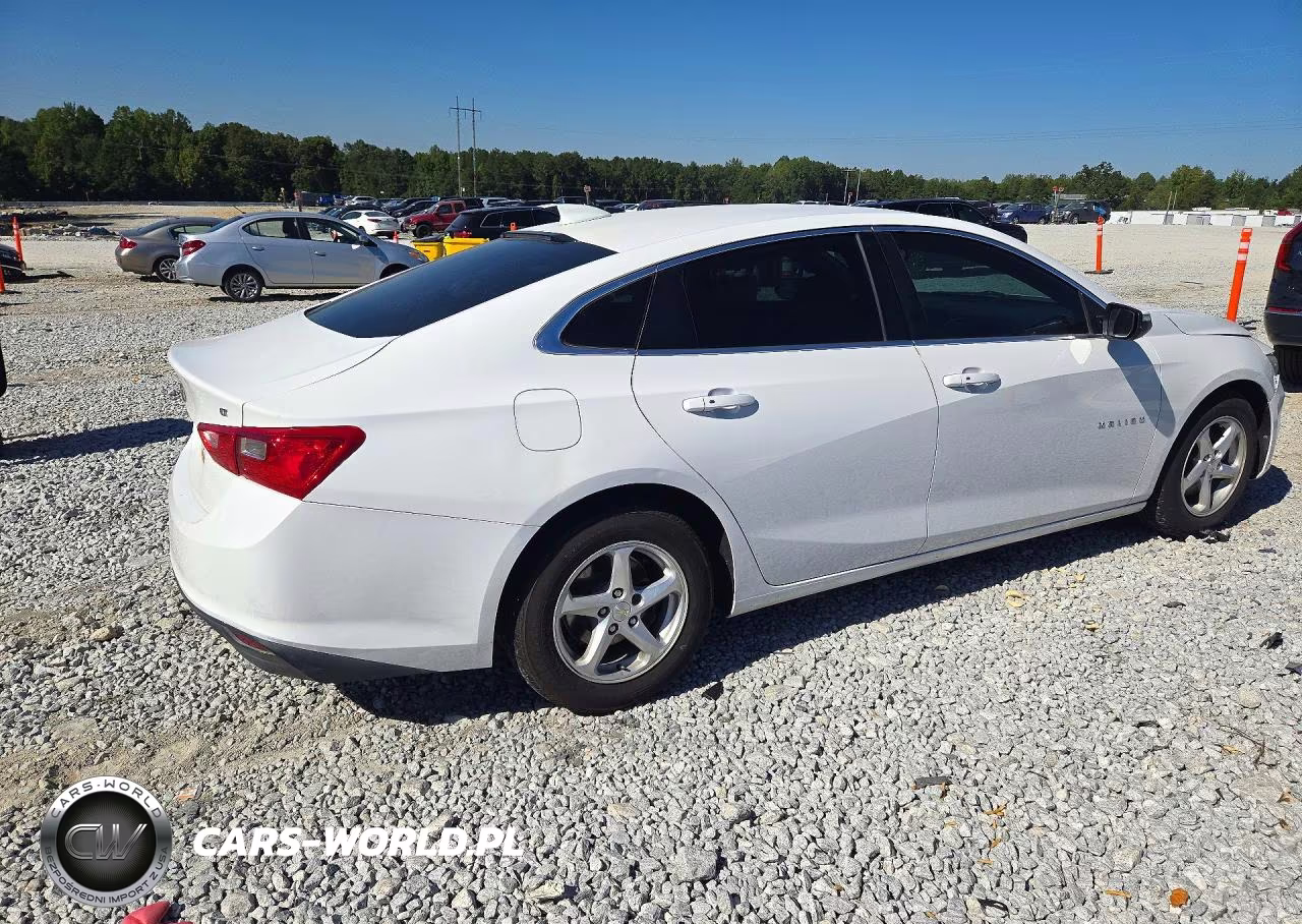 2017 Chevrolet Malibu Lt VIN:1G1ZE5ST6HF129603 - 3