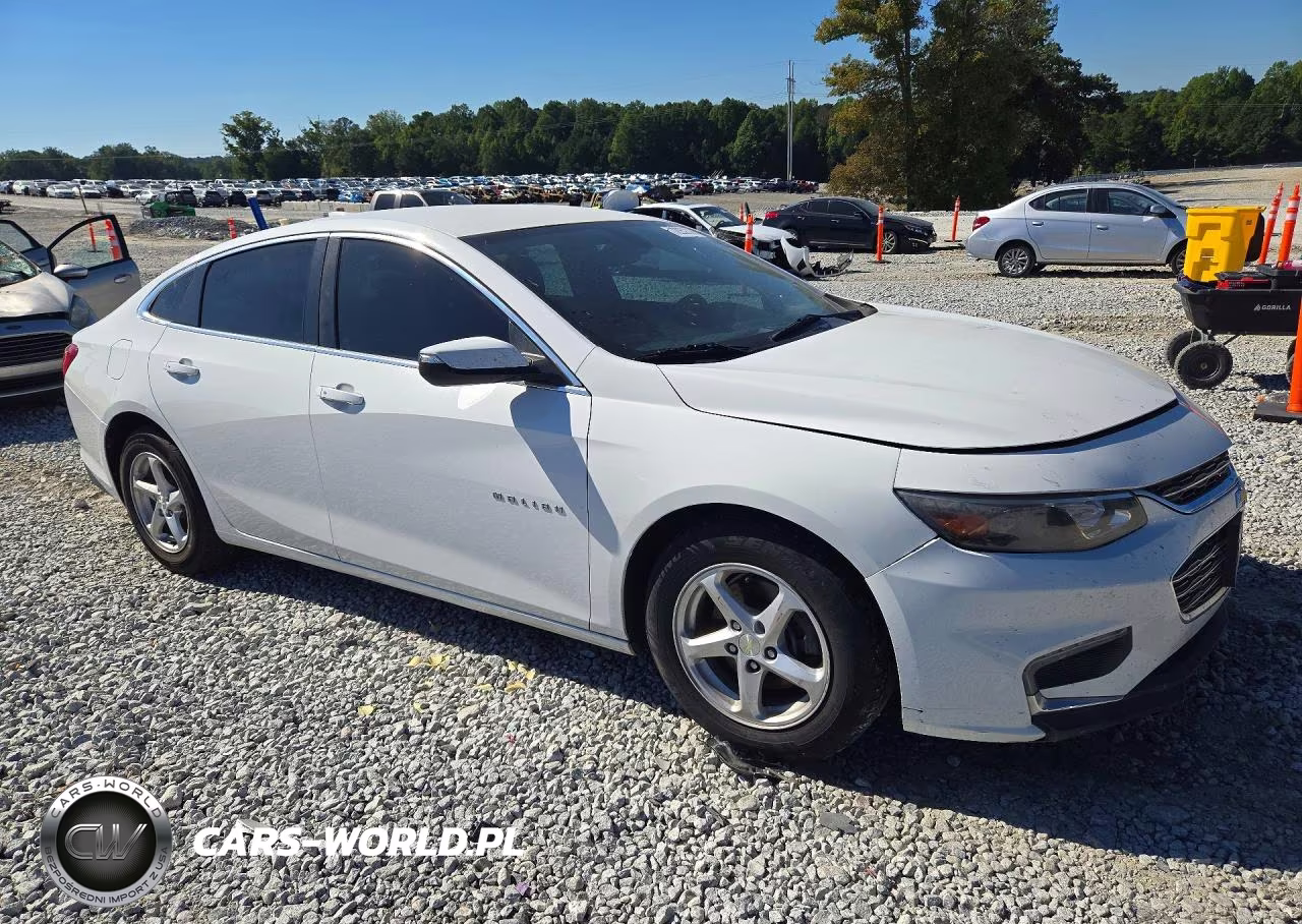 2017 Chevrolet Malibu Lt VIN:1G1ZE5ST6HF129603 - 4