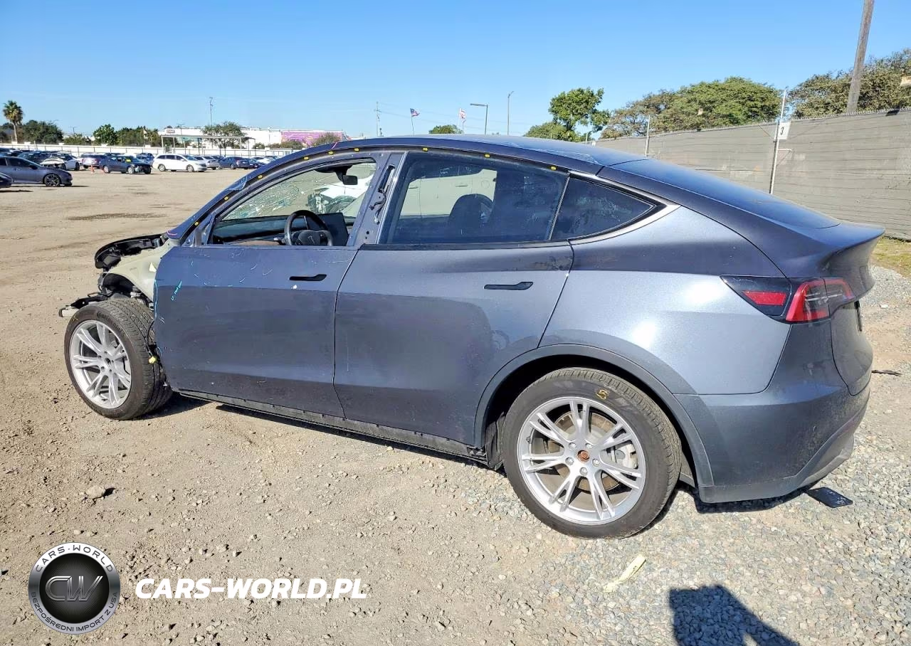 2023 Tesla Model Y VIN:7SAYGDED9PF965648 - 2