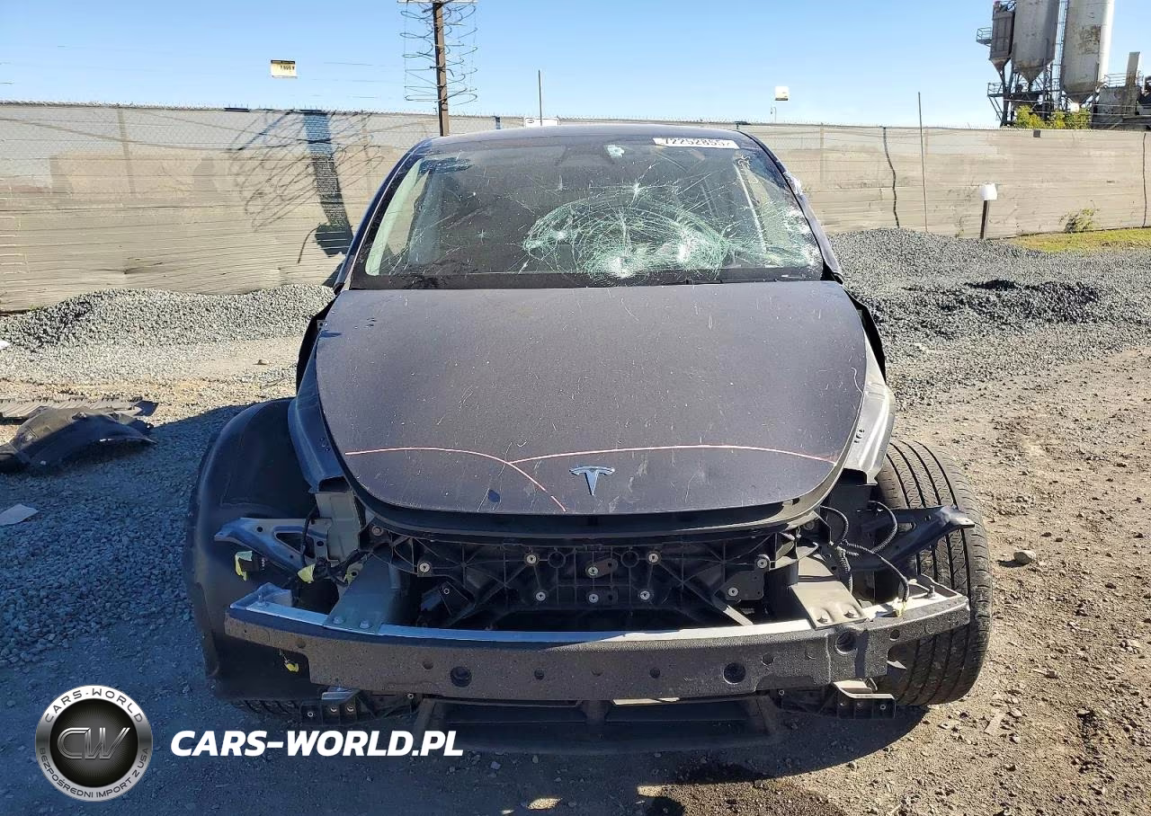 2023 Tesla Model Y VIN:7SAYGDED9PF965648 - 5