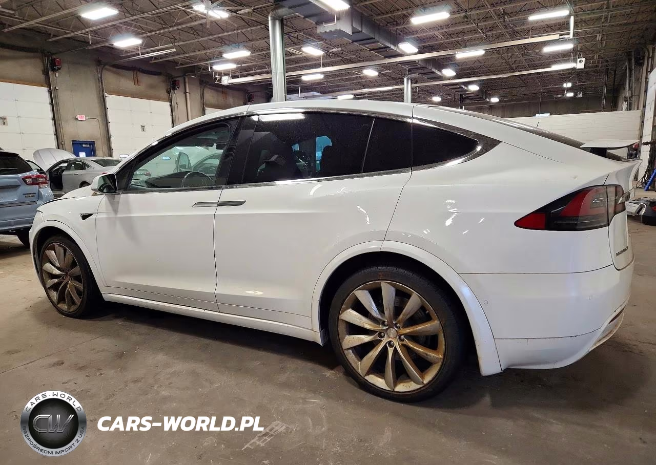 2016 Tesla Model X VIN:5YJXCAE26GF030329 - 2