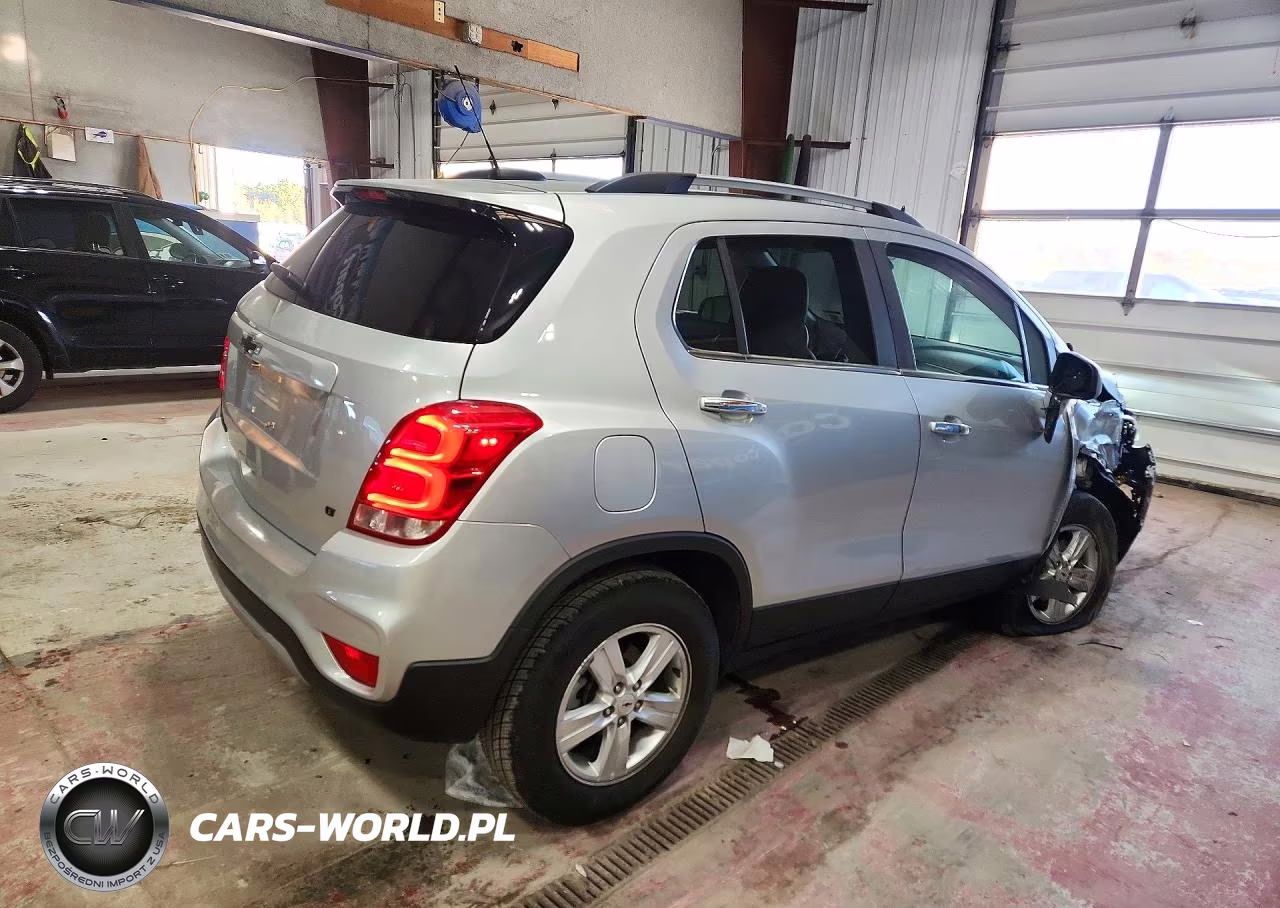 2018 Chevrolet Trax 1Lt VIN:KL7CJPSB9JB596746 - 3