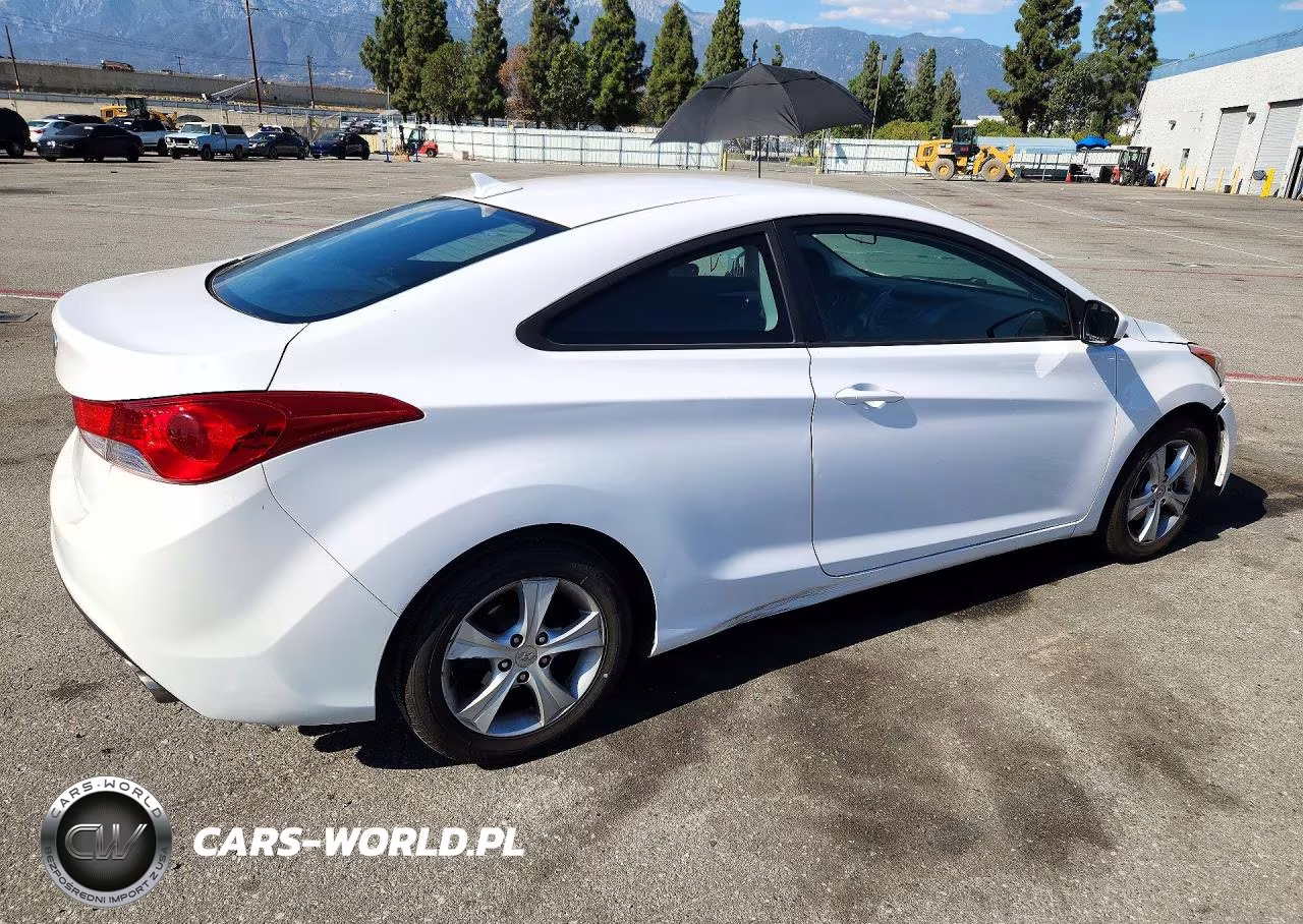 2013 Hyundai Elantra Coupe Gs VIN:KMHDH6AE6DU016768 - 3