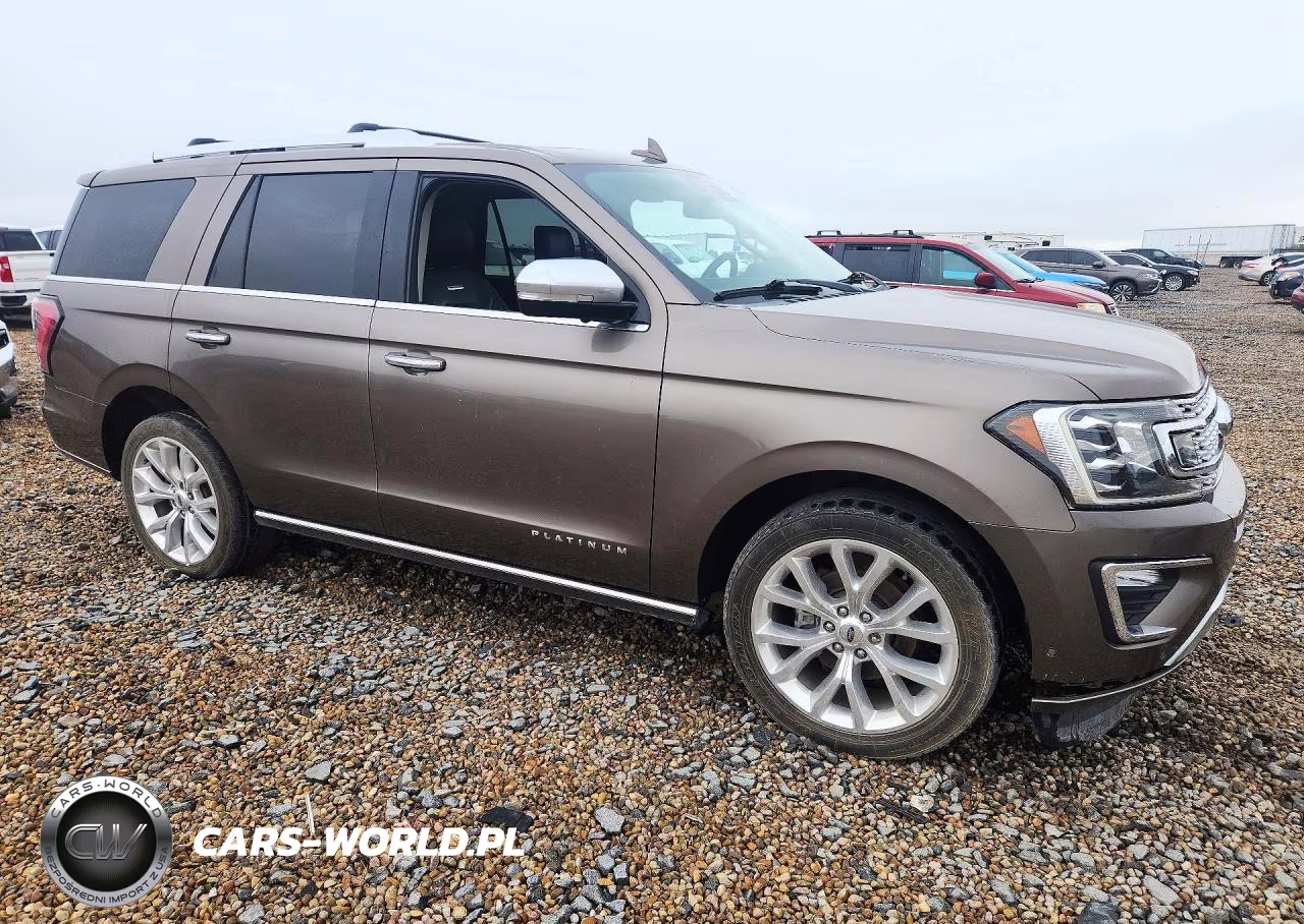 2018 Ford Expedition Platinum VIN:1FMJU1LT5JEA57640 - 4