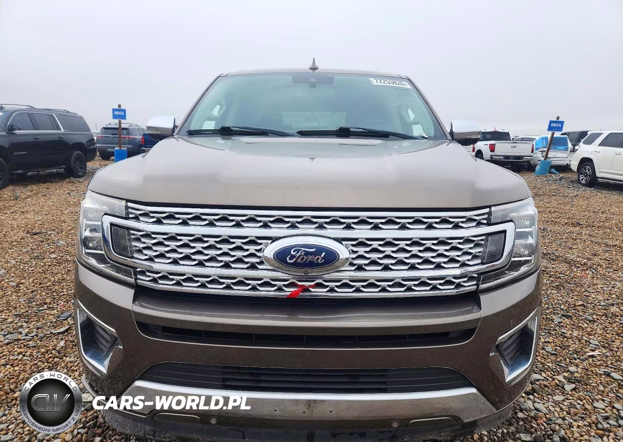 2018 Ford Expedition Platinum VIN:1FMJU1LT5JEA57640 - 5