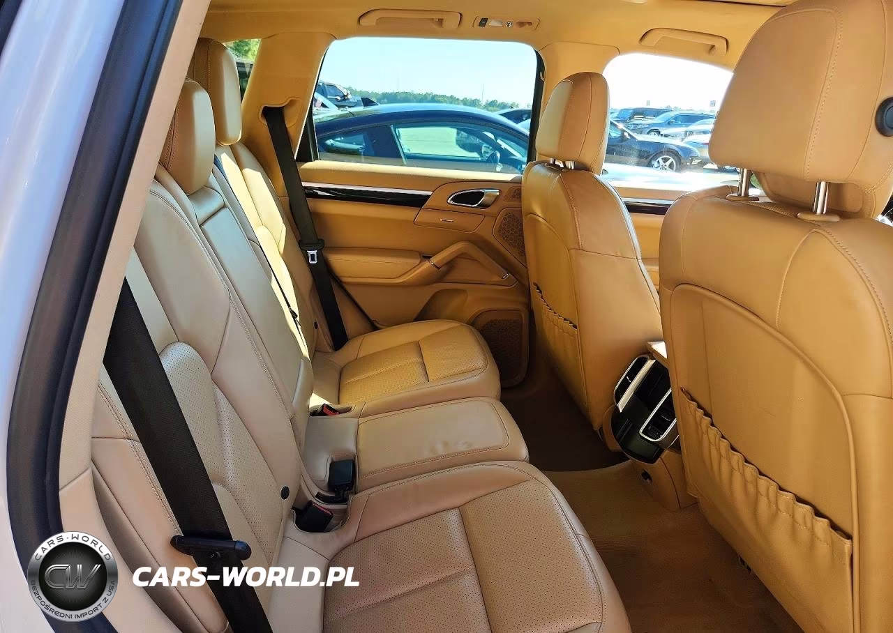 2013 Porsche Cayenne VIN:WP1AA2A2XDLA04718 - 11