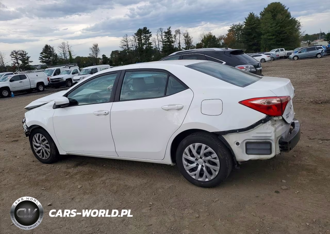 2017 Toyota Corolla Le VIN:2T1BURHEXHC948411 - 2