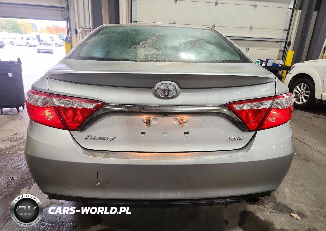 2016 Toyota Camry Xse VIN:4T1BF1FK4GU568529 - 6