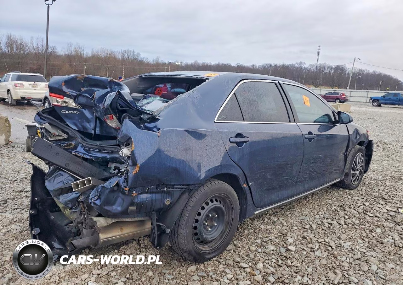 2014 Toyota Camry Le VIN:4T1BF1FK4EU850778 - 3