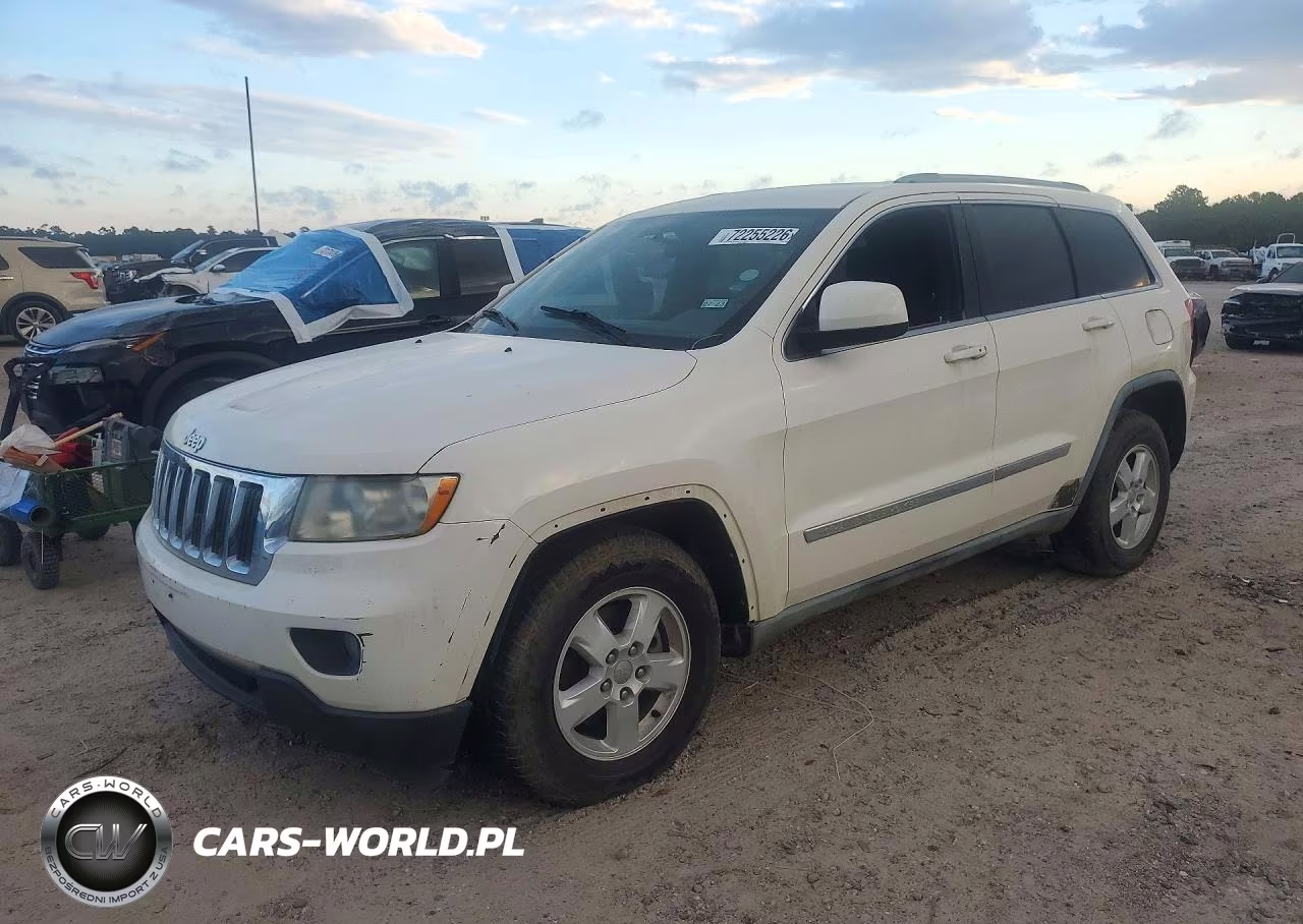 2011 Jeep Grand Cherokee Laredo – zdjęcie 1 z 13