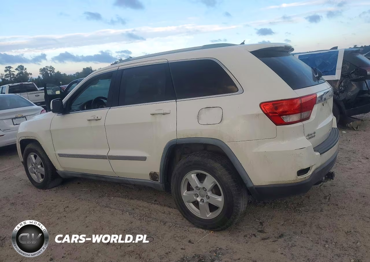 2011 Jeep Grand Cherokee Laredo VIN:1J4RR4GG9BC551062 - 2