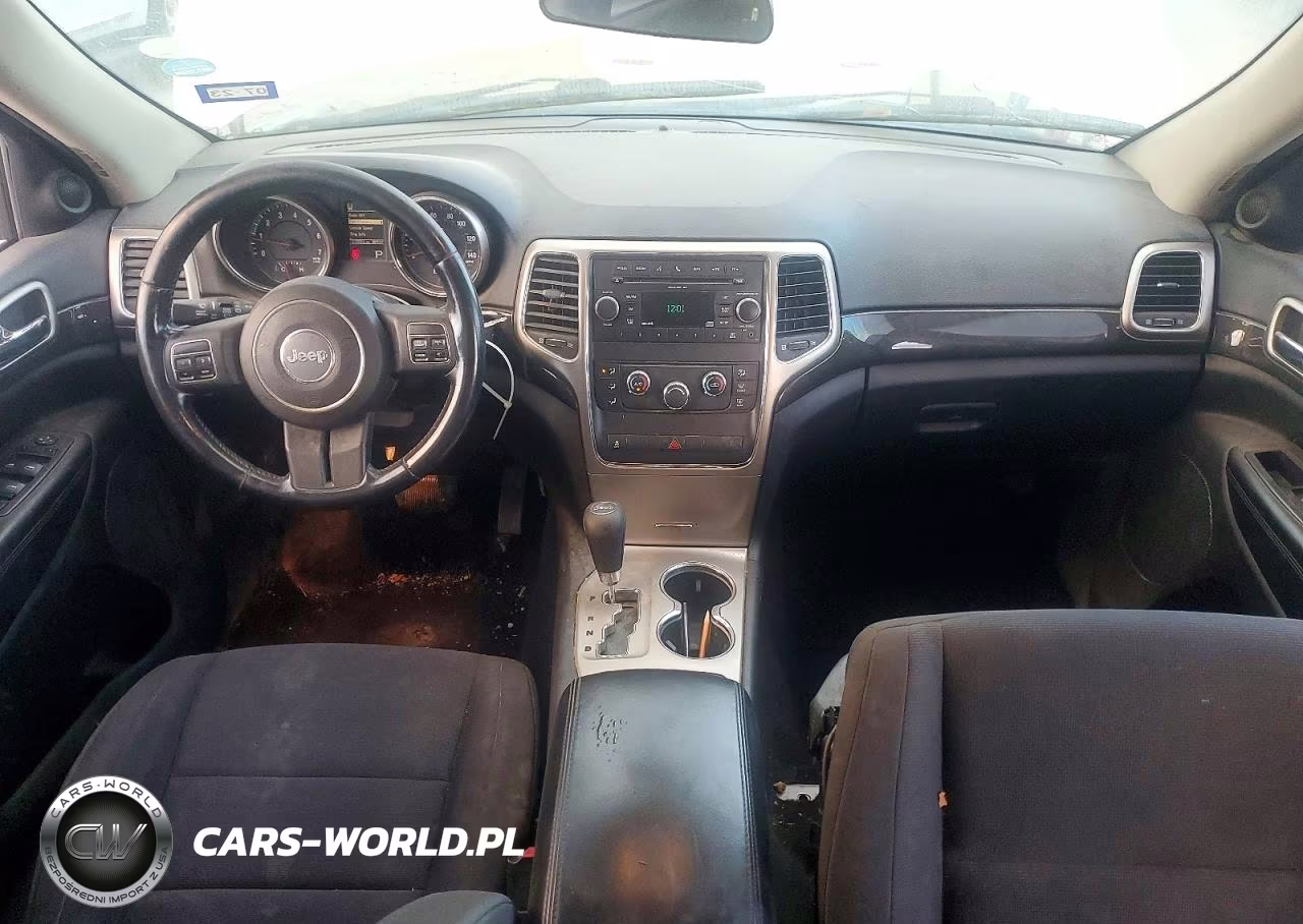 2011 Jeep Grand Cherokee Laredo VIN:1J4RR4GG9BC551062 - 8