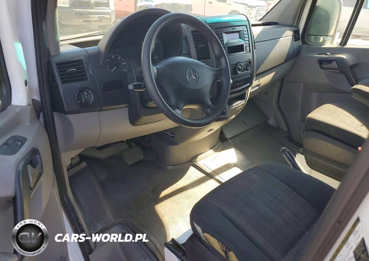 2016 Mercedes-Benz Sprinter 2500 Delivery Van VIN:WD3PE7DDXGP316362 - 8